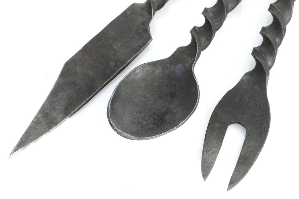 Das Essbesteck im Mittelalter Das Essbesteck im Mittelalter