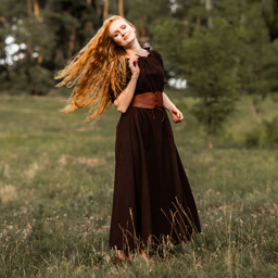 Zeige Details für Bodenlanges Kurzarmkleid Melisande Bild von Bodenlanges Kurzarmkleid Melisande