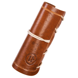 Stielschutz für Axt aus Echtleder – handgefertigt in Braun Stielschutz für Axt aus braunem Büffelleder mit Lederschnürung – handgefertigte Leder-Manschette für authentische Optik und Schutz
