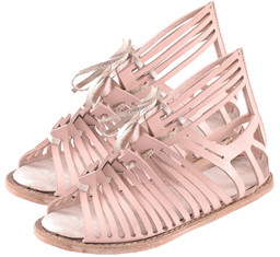 Zeige Details für Römische Caligae – Antike Ledersandalen mit authentischen Stiftnägeln Bild von Römische Caligae – Antike Ledersandalen mit authentischen Stiftnägeln