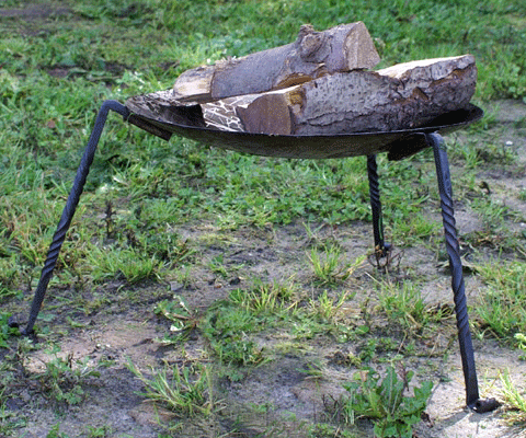 Bild von Feuerschale mit abnehmbaren Standbeinen