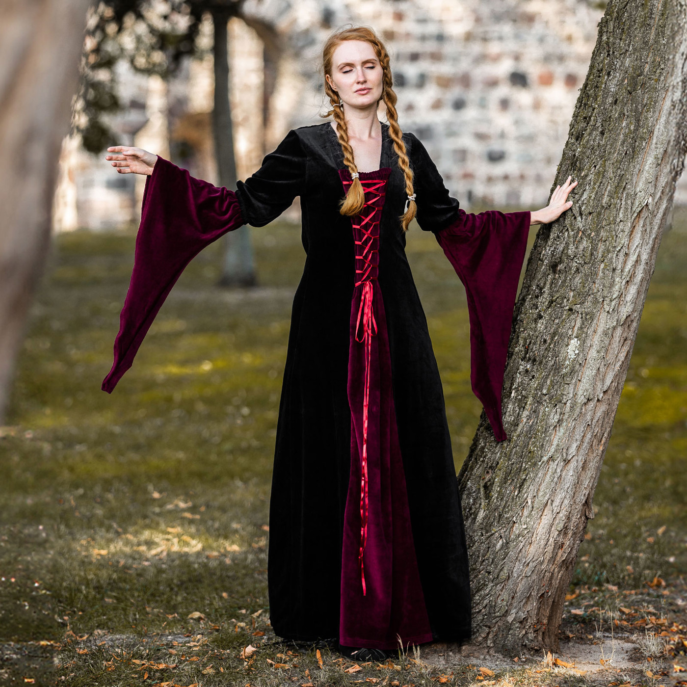 Bild von Samtkleid Circe Schwarz/Rot