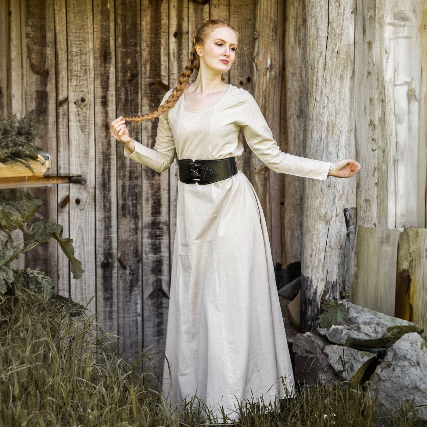 Bild von Schlichtes Wikinger-Unterkleid Scarlet