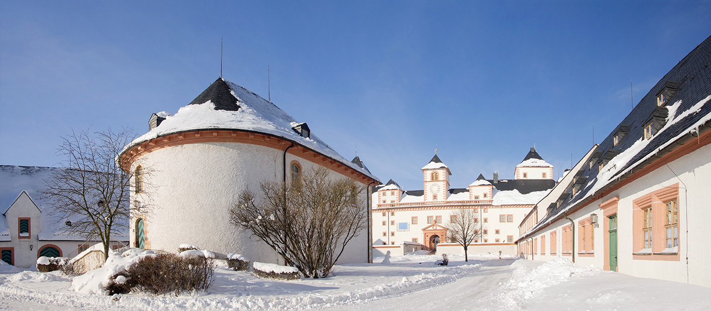 Das Leben auf einer Burg im Winter