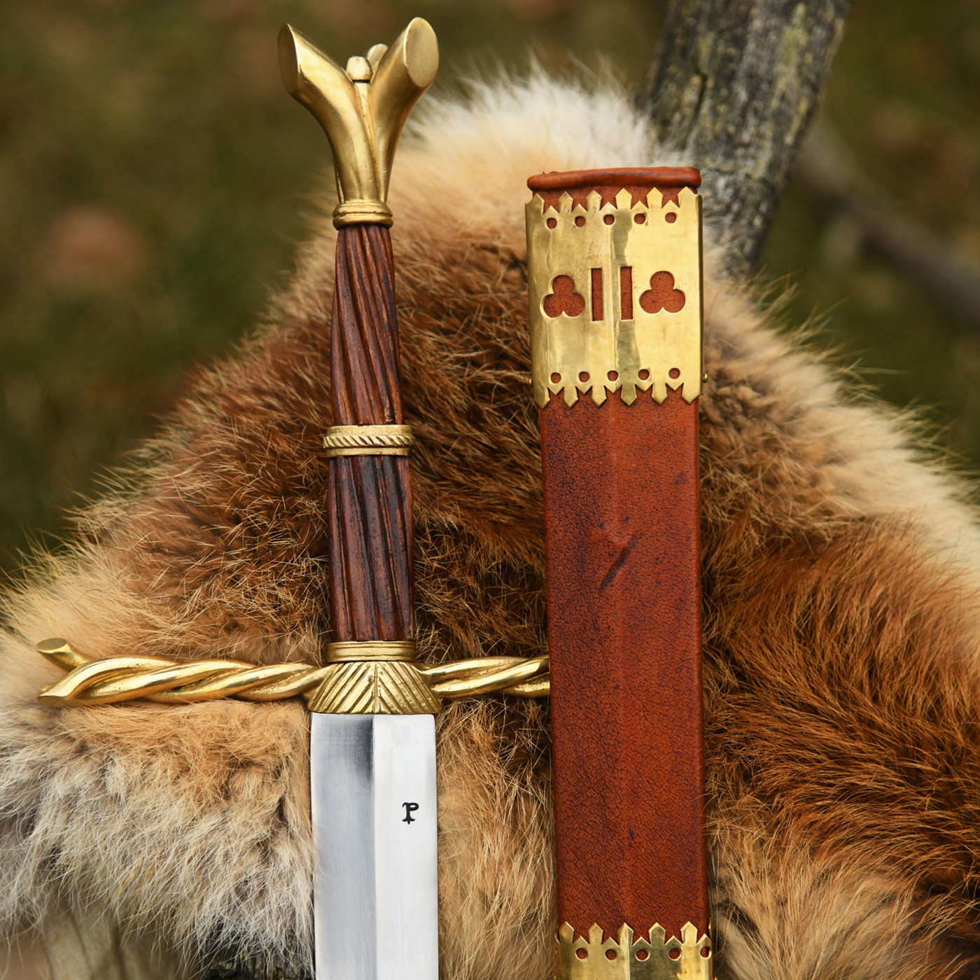 Bild von Writhen Hilt – Bastardschwert mit gewundenem Griff & Scheide | Replik des Royal Armouries Schwerts aus dem 15. Jahrhundert