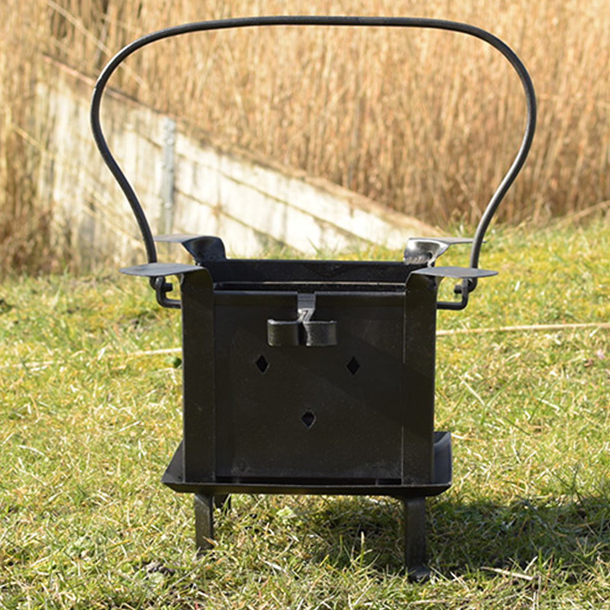 Tragbare Koch- und Feuerstelle. Günstig kaufen